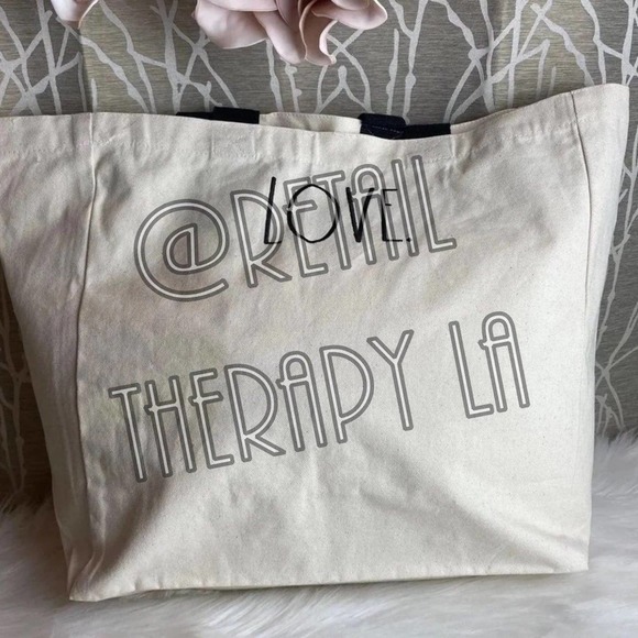 RAE DUNN RD LOVE TOTE BAG NEW 2020 HTF - Picture 1 of 9